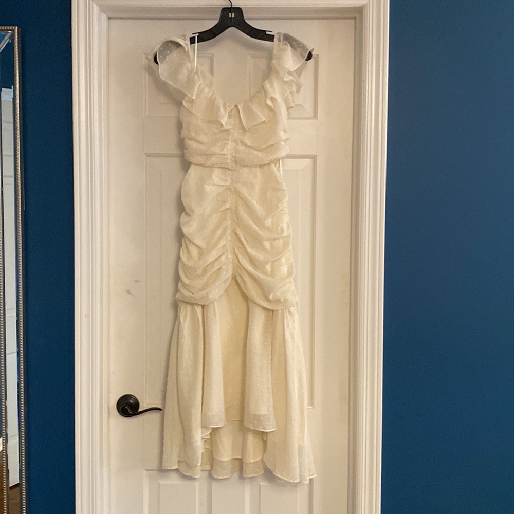 ASTR The Label Ruched Dress - Picture 2 of 10